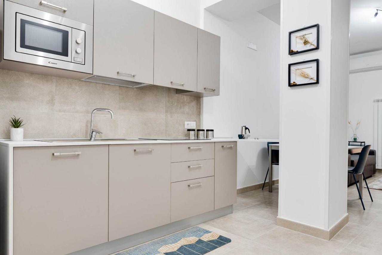 Ferienwohnung Storia & Mare - Free Parking - Castello Carlo V Crotone Exterior foto