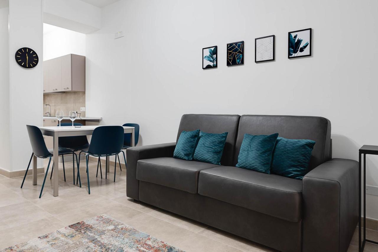 Ferienwohnung Storia & Mare - Free Parking - Castello Carlo V Crotone Exterior foto