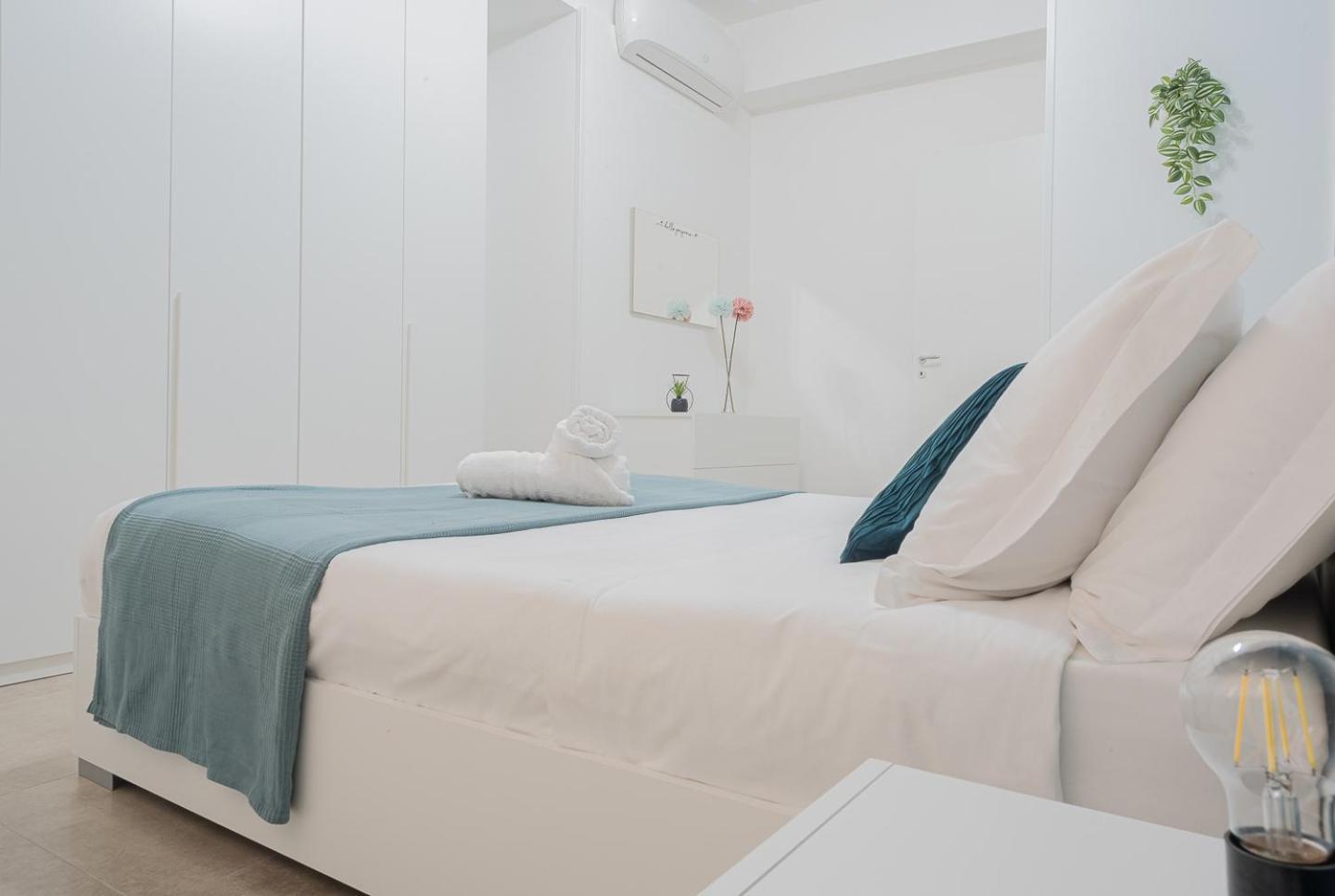 Ferienwohnung Storia & Mare - Free Parking - Castello Carlo V Crotone Exterior foto